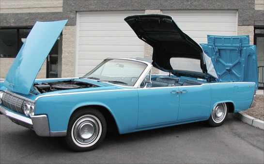 Lincoln Continental Convertible. A 1964 Lincoln Continental